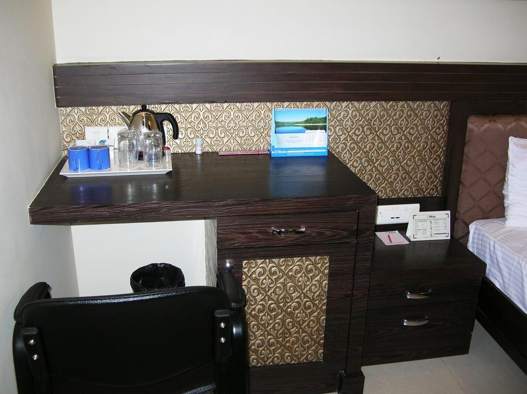 Harsha Residency Bed and Breakfast Tirupati Værelse billede